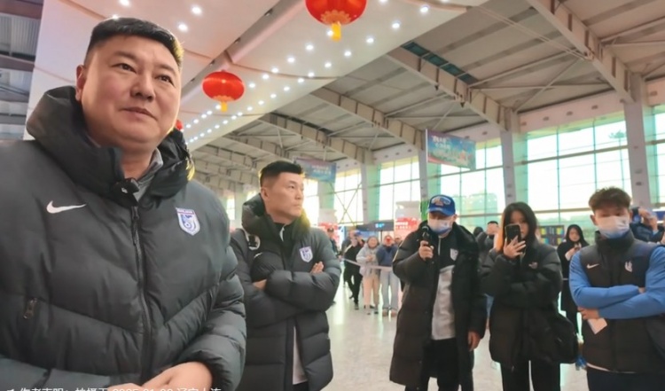  大连英博总经理陈东新赛季动员：冬训好好练，在中超展现大连风采