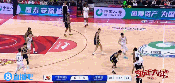  外援连线！盖利突破抛传助攻克里斯空接暴扣