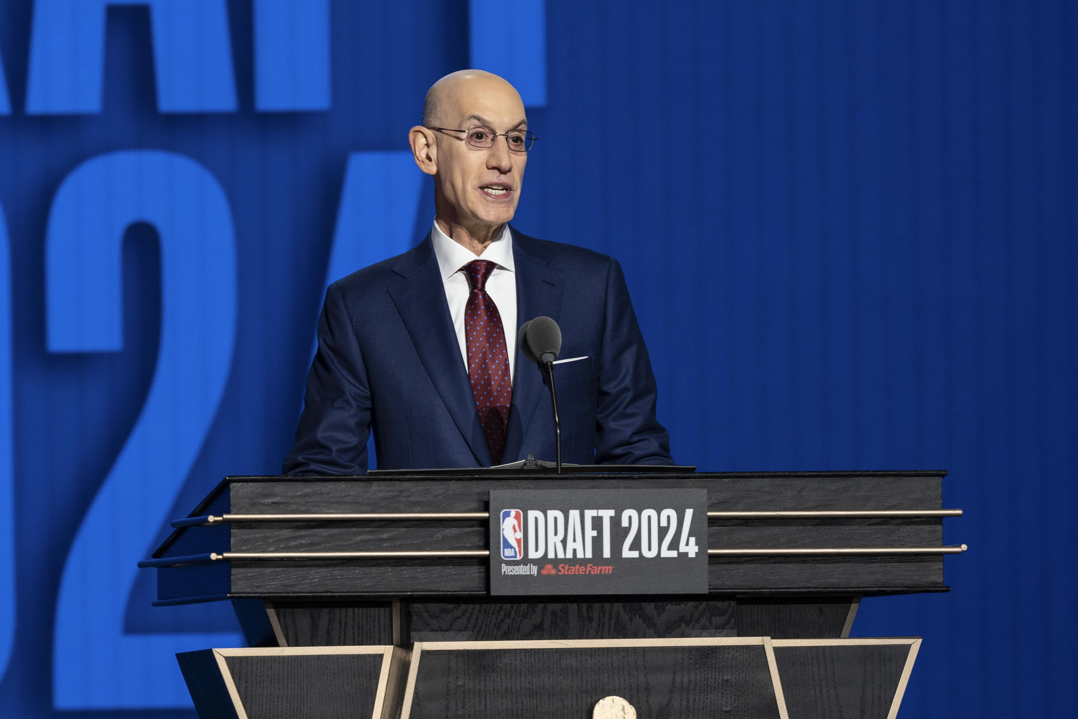  NBA总经理：萧华痴迷锦标赛 附加赛/季中赛/全明星 还没证明有益