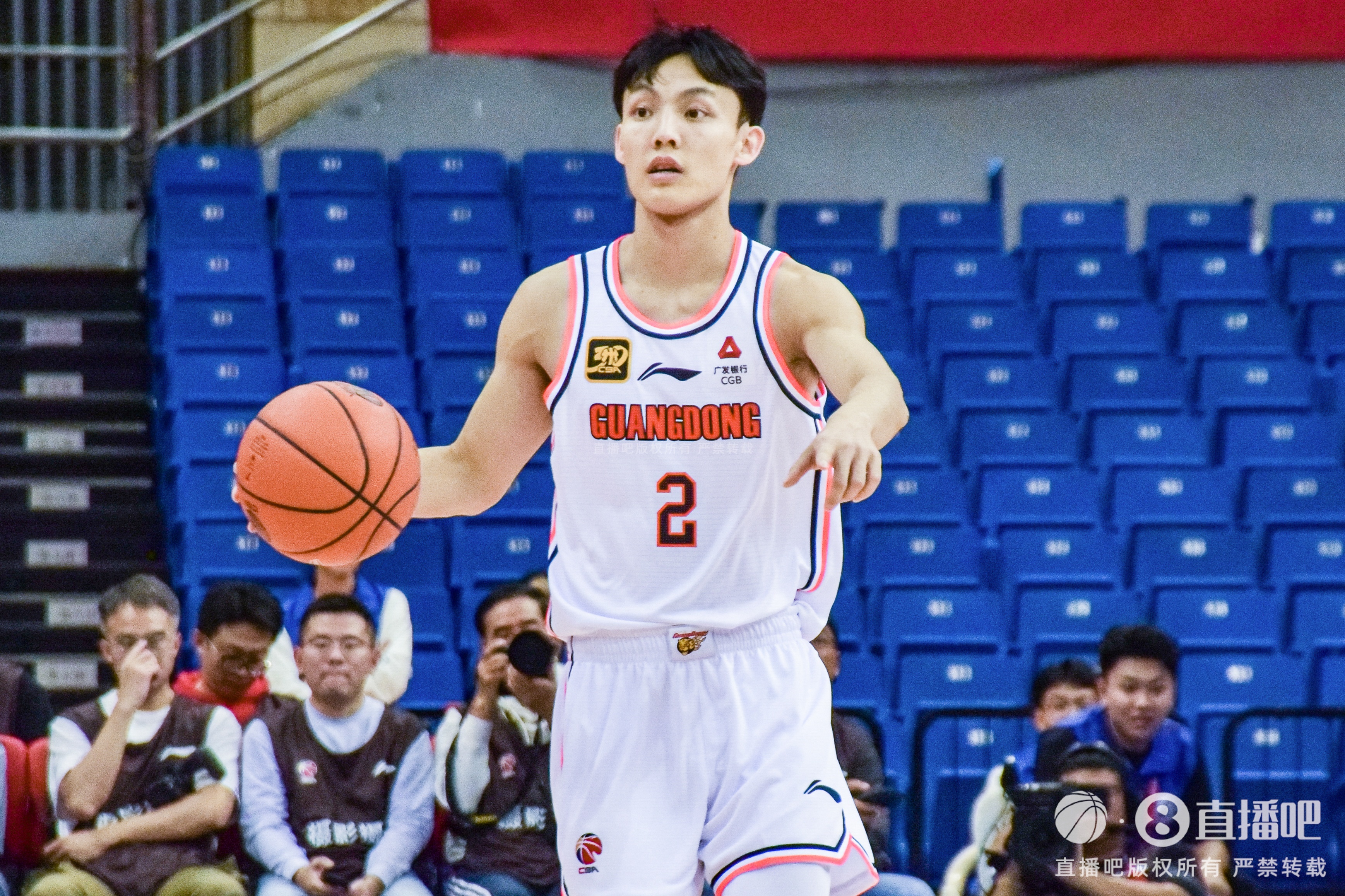  徐杰偷家！段冉：吉伦沃特掩护挂得太好 特莱斯陈国豪没交代到位