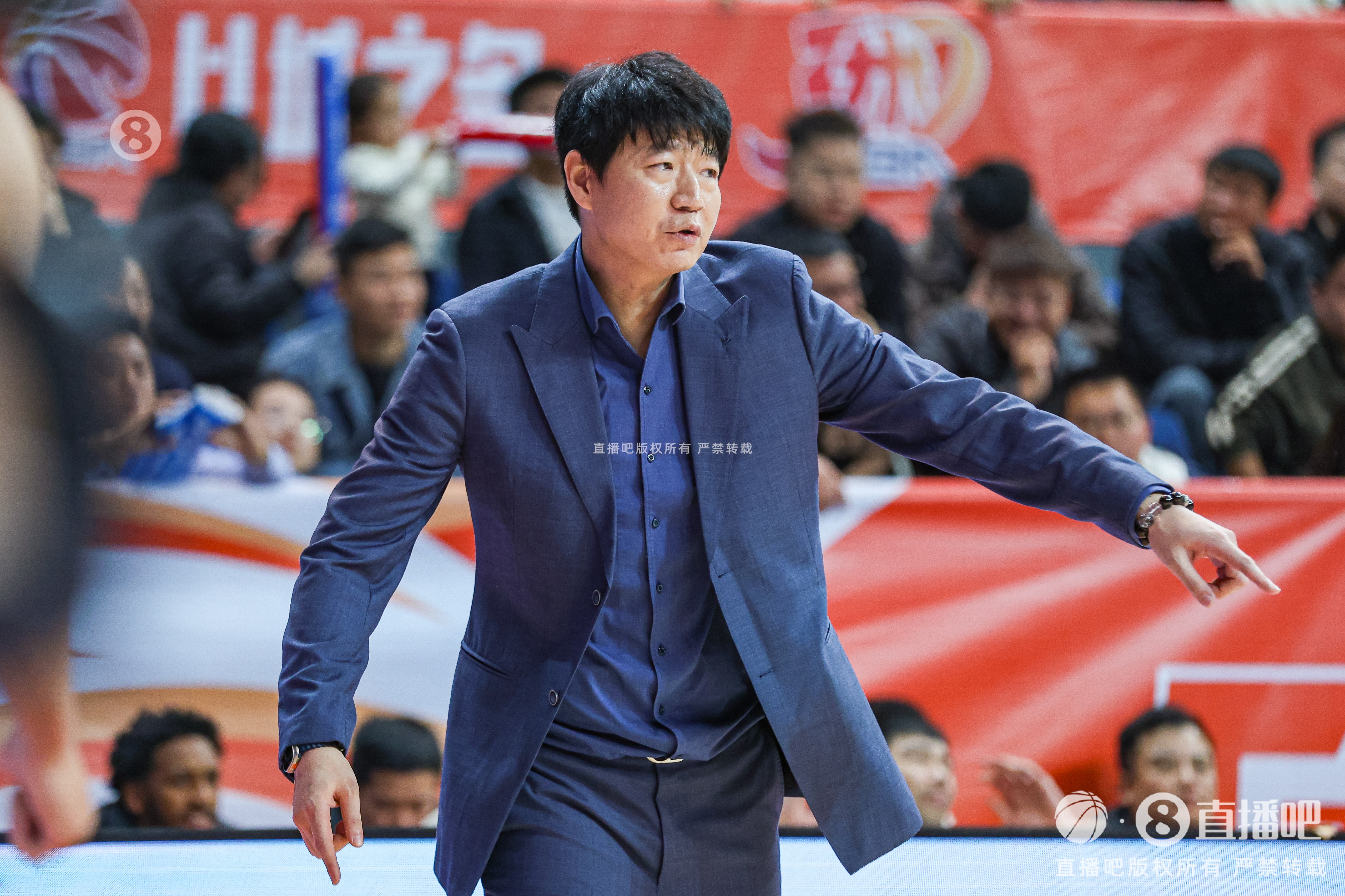  夏晓司：山东因伤病被迫采用人员轮转 于德豪下场预计还是打不了