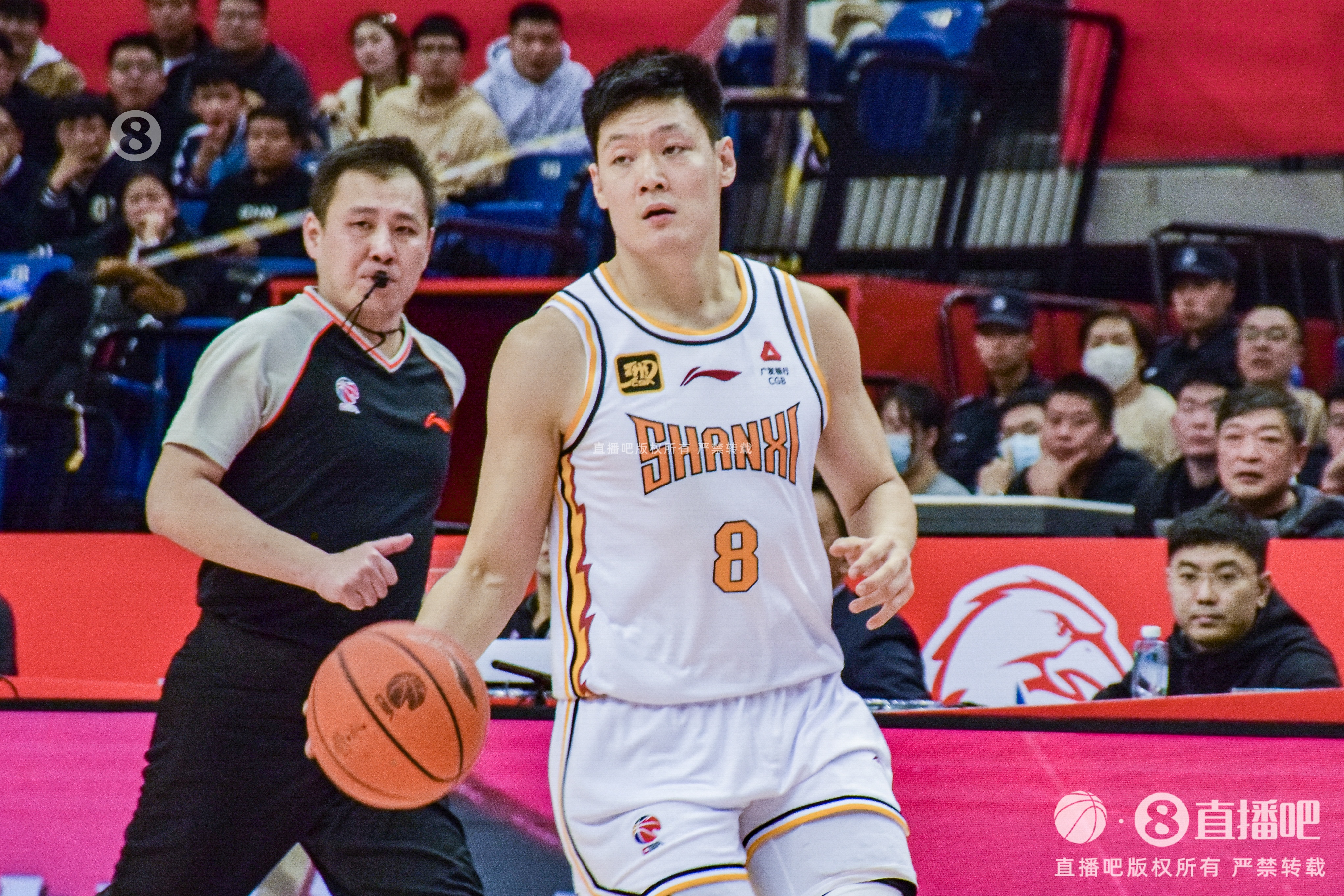  稳定发挥！张宁17中8拿到21分3助3断难阻球队失利